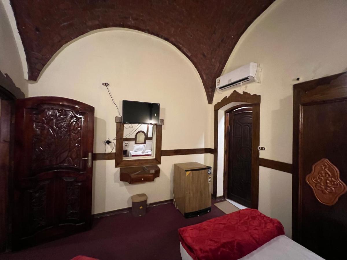 Elphardous Oasis Hotel Luxor Bagian luar foto
