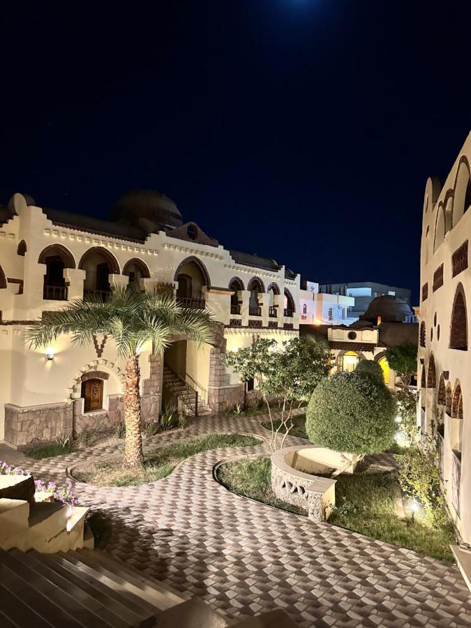 Elphardous Oasis Hotel Luxor Bagian luar foto