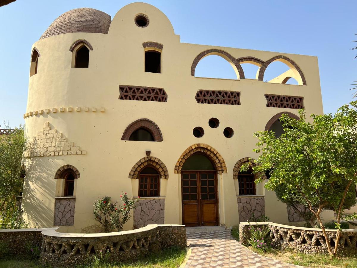 Elphardous Oasis Hotel Luxor Bagian luar foto