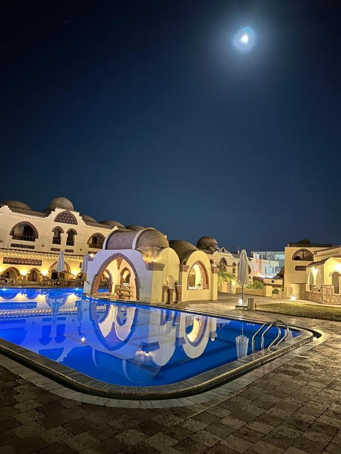 Elphardous Oasis Hotel Luxor Bagian luar foto